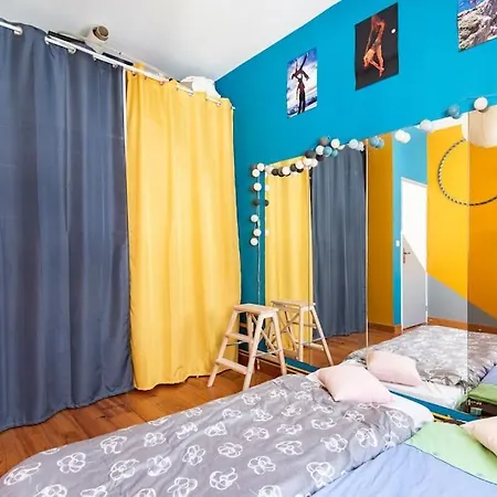 Spacious In Tastefully Decorated House Lille