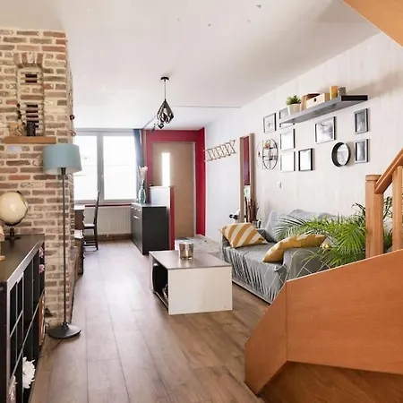 Hébergement de vacances Spacious In Tastefully Decorated House